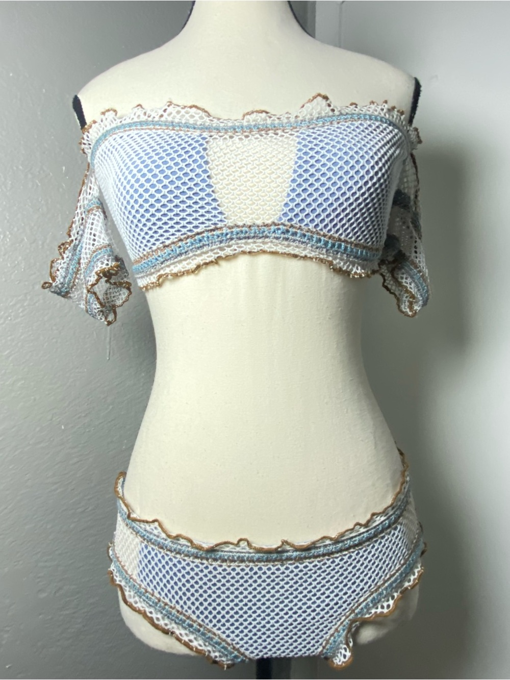 Isabella Rose Blue White Tan Fishnet Mesh Frilly Bandeau Bikini Set Size Small